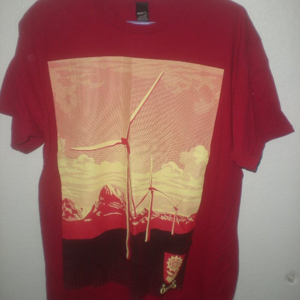 OBEY PROPAGANDA    Brand  T-shirt  Top  Red  Size Large  NWOT